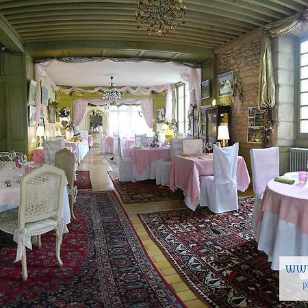 Hotel De La Grotte มงทิญญัก ภายนอก รูปภาพ