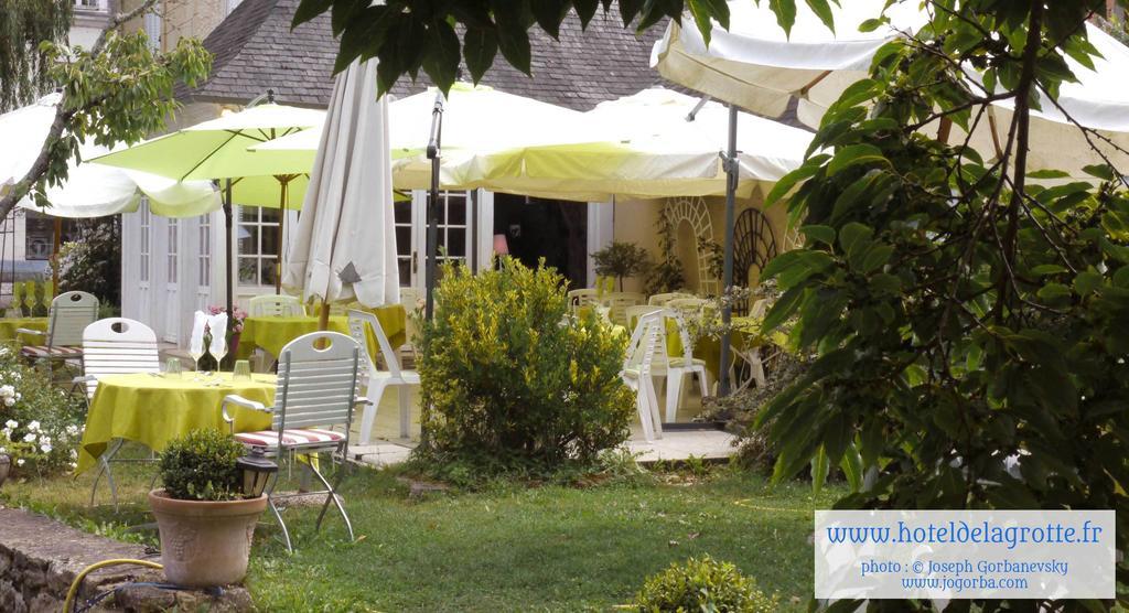 Hotel De La Grotte มงทิญญัก ภายนอก รูปภาพ